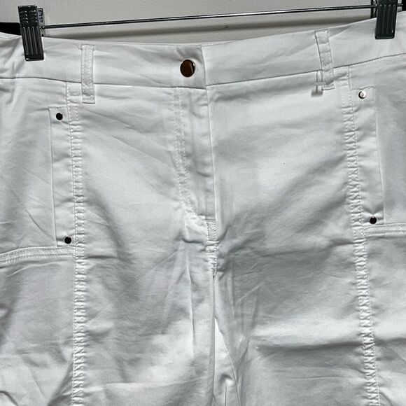 NWT Chico’s Comfort Utility Convertible Bermuda Slim Short White Womens SZ 00 - Picture 4 of 5
